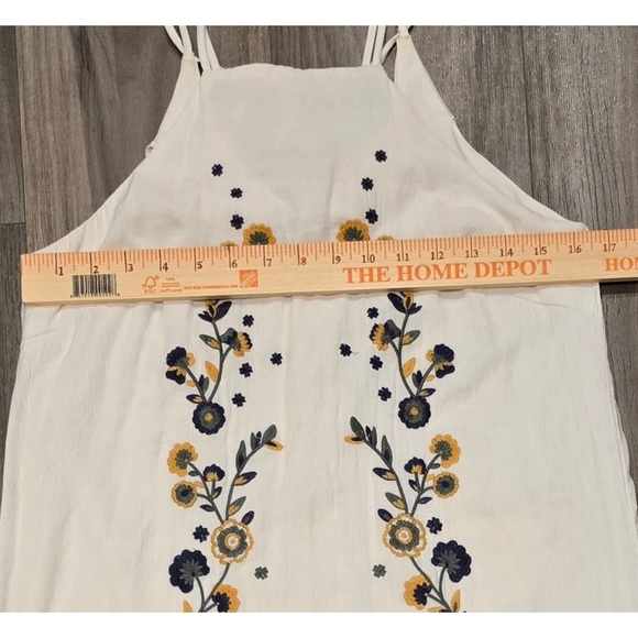 Charming Blue Rain White Boho Halter Summer Dress with Floral Embroidery - Picture 2 of 9